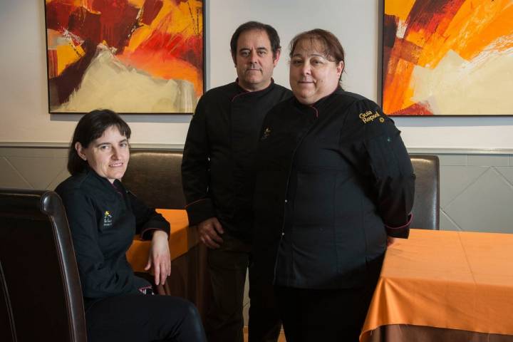 Belén, José y Aurora, parte del equipo del restaurante 'Octavio'.