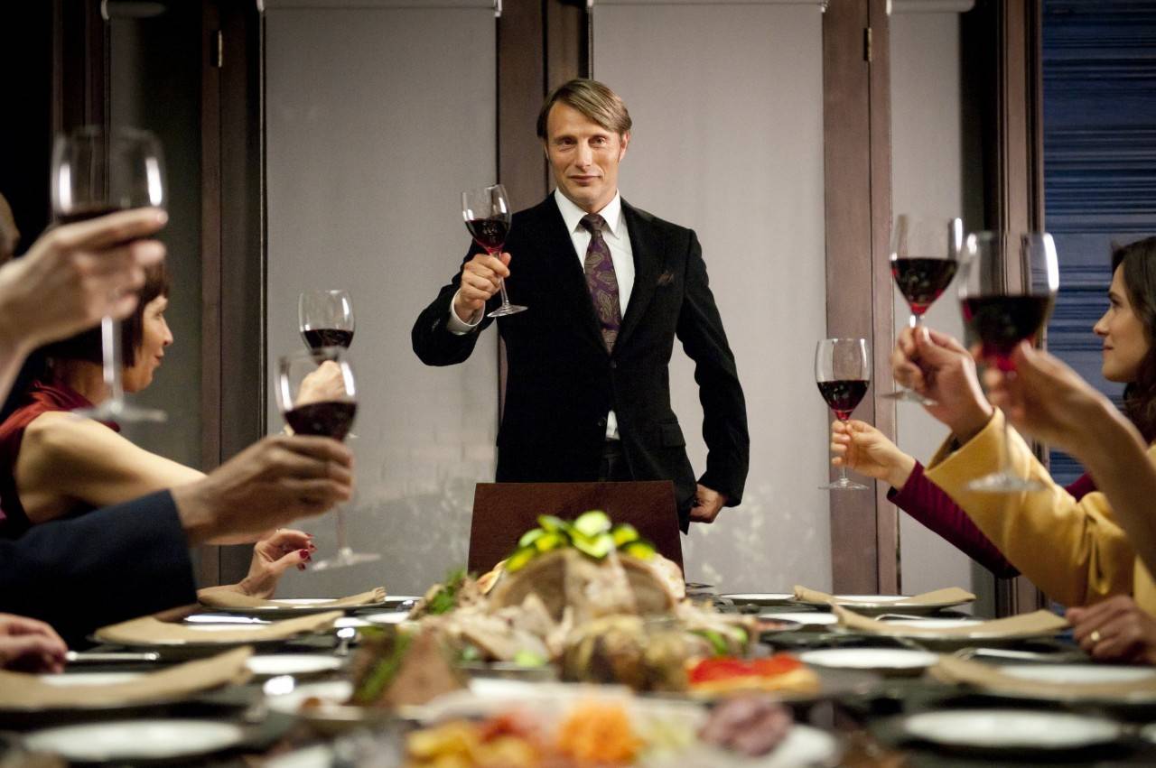 El Dr. Lecter es otro gran 'gourmet' de ficción que nos ha deparado momentos inolvidables en torno al vino.