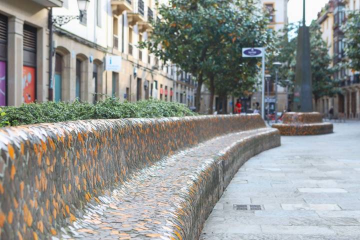 La Plaza Sarriegi es un homenaje al compositor de la Marcha de San Sebastián.