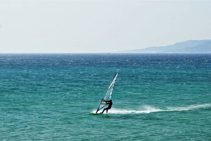 windsurf estrecho