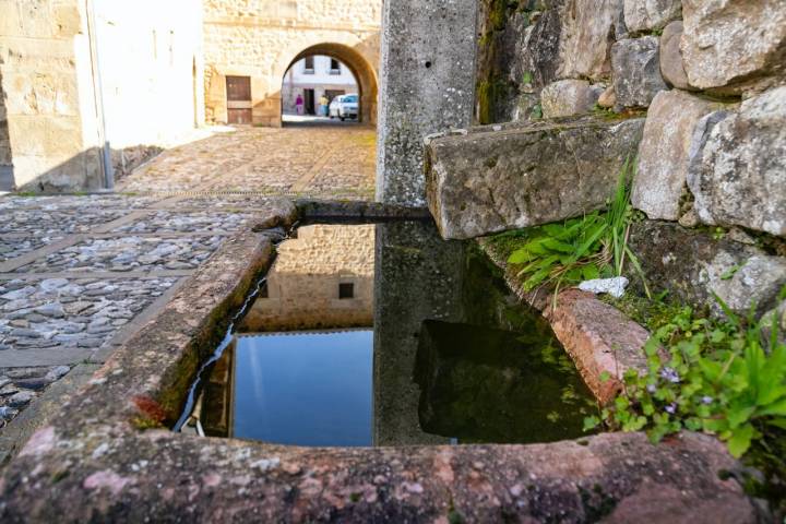 Una fuente en Cosío (Cantabria)