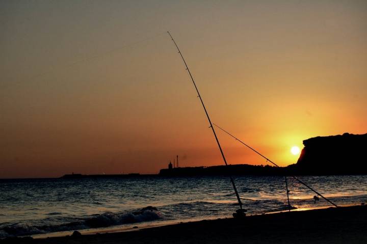 Atarceder en la playa Fuente del Gallo. Foto: Daniel (con Creative Commons).