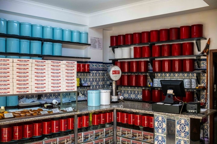 As latas são o elemento icónico da Casa Gama