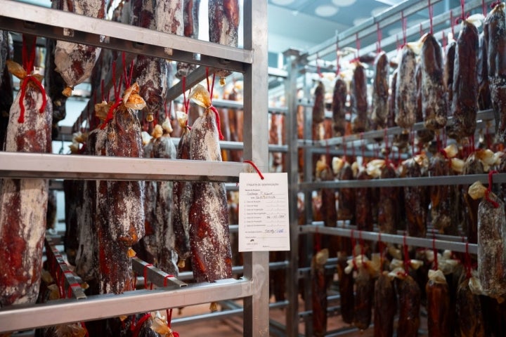 Manuel e Dina Peireso são o casal à frente do Casa do Capador