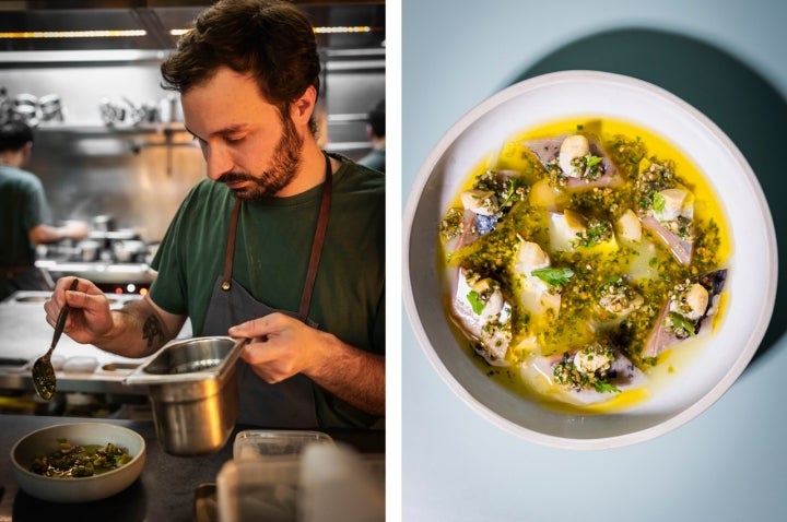 A preparação de um prato que combina ácido e salgado: sarda, maçã verde e azeitona verde