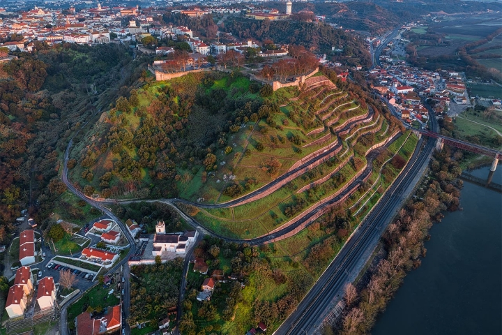 O festival tomará conta das Portas do Sol nos dias 25 e 26 de setembro