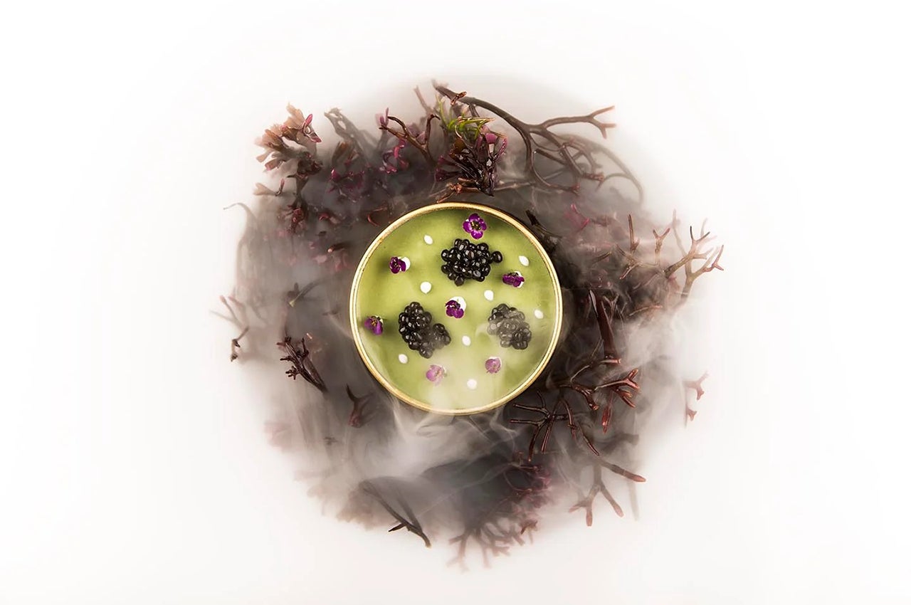 O Aponiente convida a repensar o mar, não como recurso, mas como personagem central de uma gastronomia que emocional