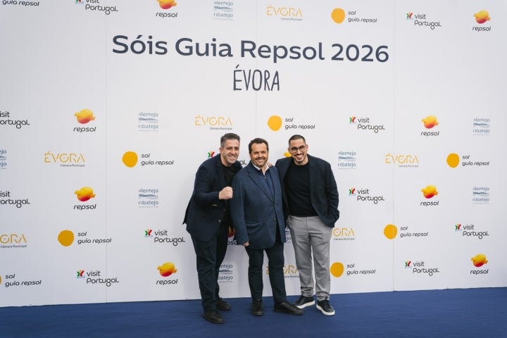 A equipa JNcQUOI: Filipe Carvalho (JNcQUOI Table, 2 Sóis Guia Repsol), António Bóia (JNcQUOI, 1 Sol Guia Repsol) e Mário Esteves (JNcQUOI Asia, 2 Sóis Guia Repsol) 
