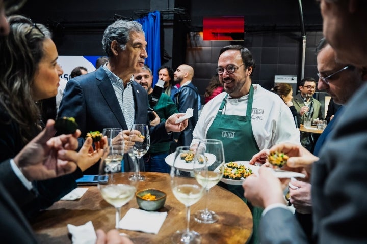 asistentes y chef