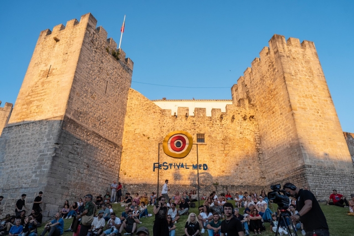 No final de junho, a cidade de Loulé transforma-se para receber o Festival Med.