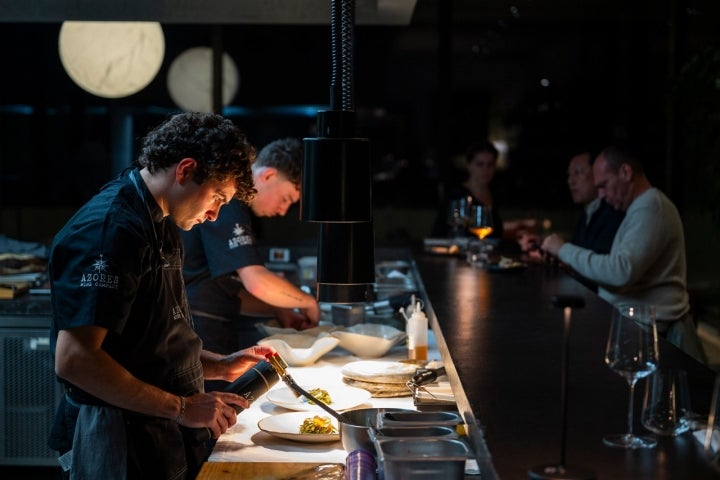 O Latitude, da Azores Wine Company, tenta usar todas as algas comestíveis disponíveis nos Açores 