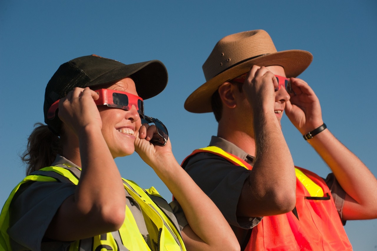 Sóis que nunca se apagam: 11 mesas para o eclipse