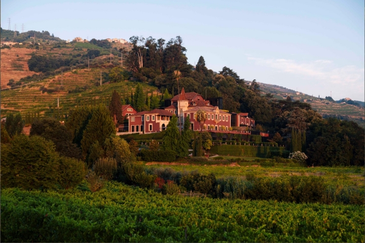 Na Quinta do Vale Abraão, o Six Senses Douro Valley é um hotel de cinco estrelas