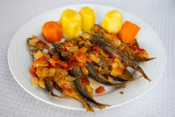 O Solete Café Brasil tem petiscos como os carapaus de escabeche