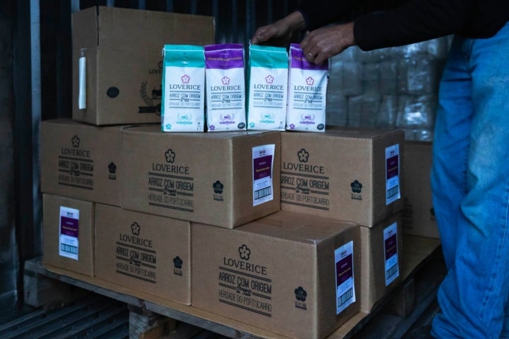A marca Loverice vende exclusivamente os bagos aqui produzidos e separados por variedade