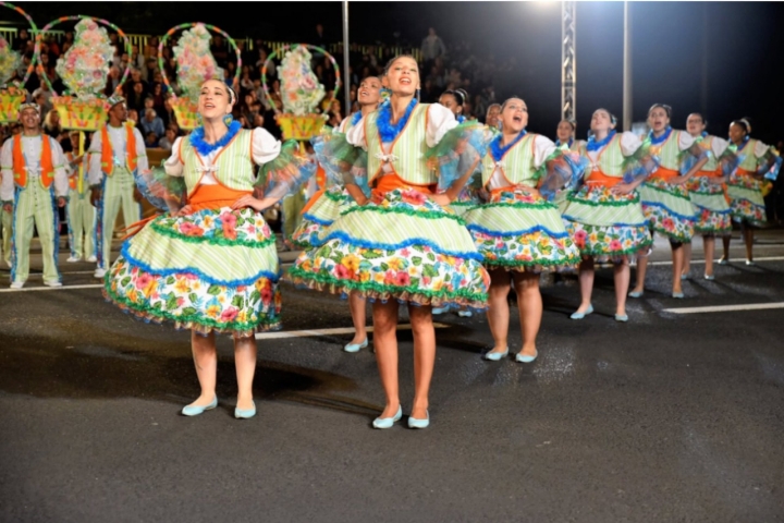 As Marchas na noite de 23 são o ponto alto do São João de Almada (Foto: Câmara Municipal de Almada)