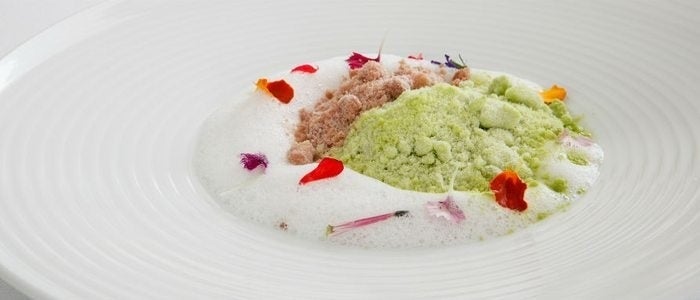 Hierba fresca con helado de foi gras en polvo, Francis Paniego.