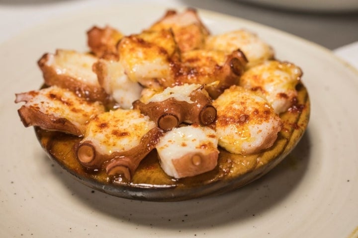 Tapa de pulpo a la gallega en 'Marvi', Valencia.