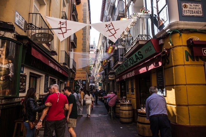 El Tubo, Zaragoza: Calle y terrazas de la zona. Foto: Raquel Jiménez