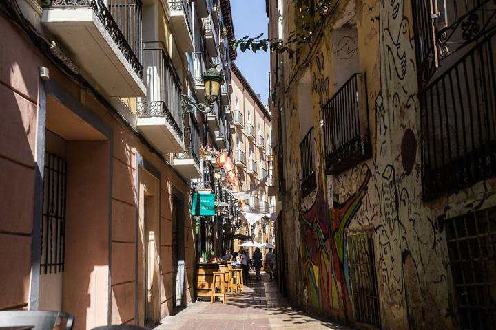 El Tubo, Zaragoza: Calle y terrazas de la zona. Foto: Raquel Jiménez