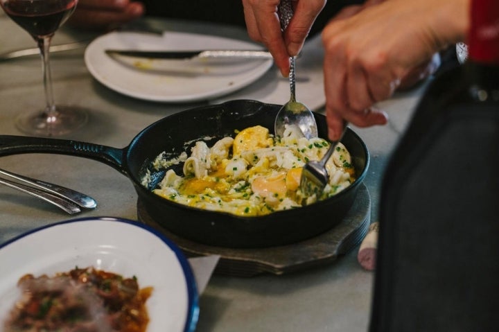 Ruta tapas Barcelona. Bodega Amposta. Huevos