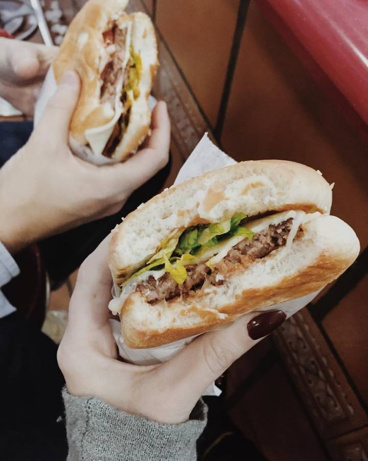 Las hamburguesas de Don Oso, a toda hora. Foto: Instagram.