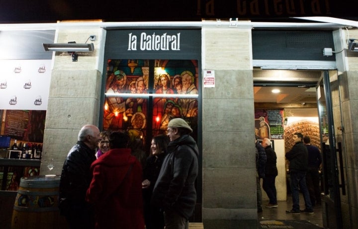 Un local ambientado en la Catedral de Santa María.