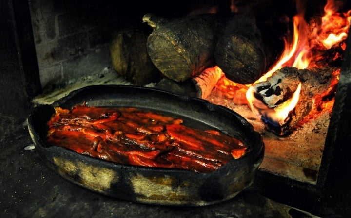 En 'Etxebarri' se trabaja "siguiendo la técnica ancestral del fuego". Foto: Etxebarri