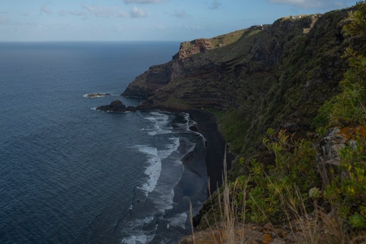 La playa de Nogales vista desde la finca.