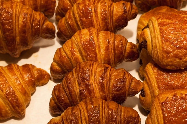 El 'croissant' que triunfa en 'Cientotreinta Grados' (Madrid). Foto: Helena Poncini.