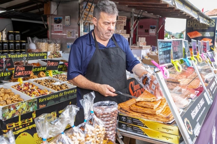 Hermanos Sánchez gilgas y encurtidos empanada