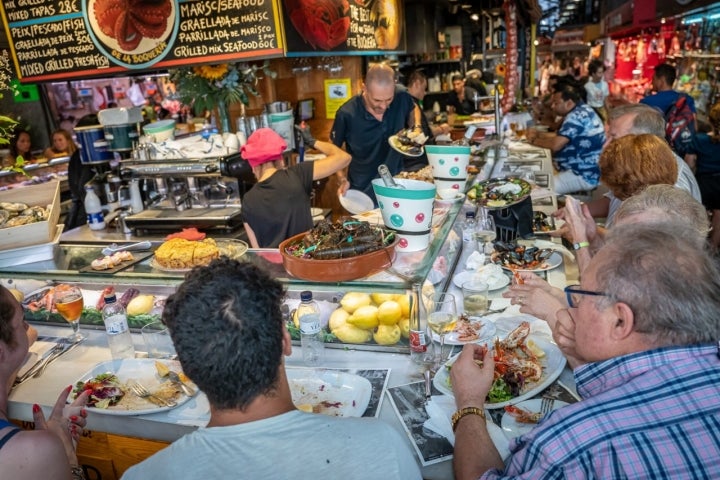 La Boqueria con Arnau Muñío (Barcelona) bar de La Boqueria