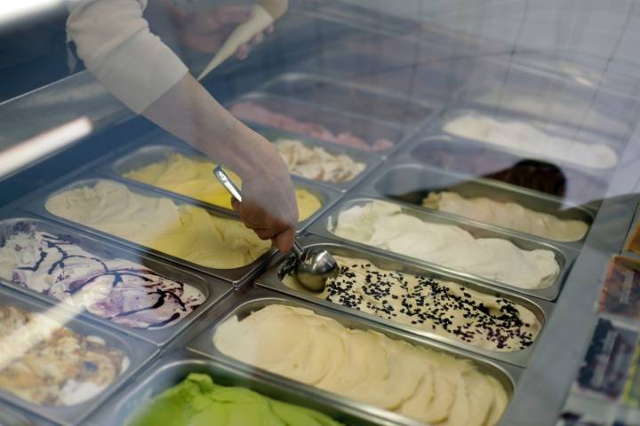 Heladería 'dellaSera': mostrador de helados