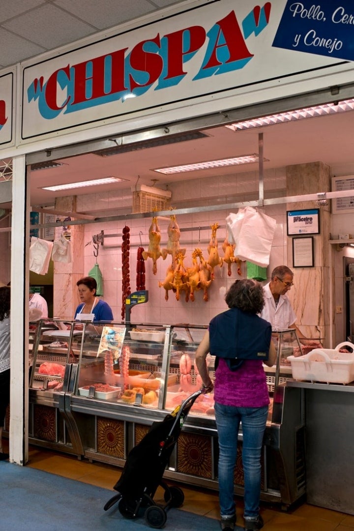 En 'Chispa' el despiece y las distintas preparaciones de la carne son de elaboración propia.