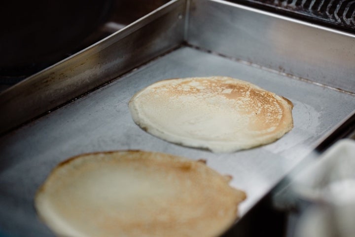 Aunque la filloa tiene muchos adeptos, hay quien tiene que esperar a los carnavales para comer su postre preferido.