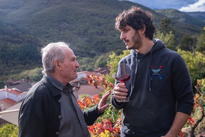 Carlos Hernández del Río junto a Andrés Grego.