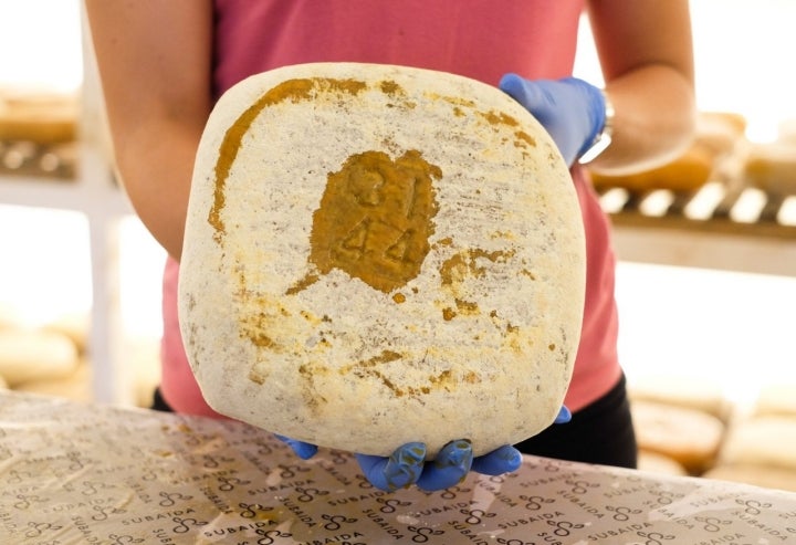 Quesaría Subaida (pieza de queso Mahón)