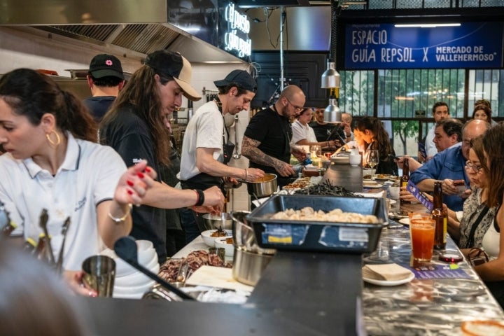 Roberto y Balo trajeron el sabor mexicano al mercado.