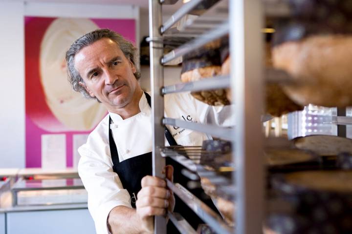 El pastelero Yann Duytsche aprendió todo lo que sabe de este dulce en Italia.