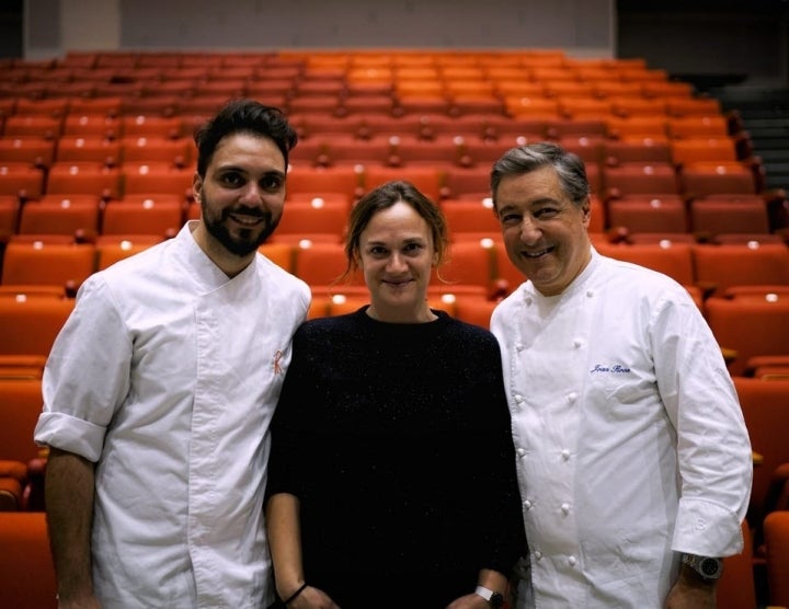 Joan Roca junto a Héloïse Vilaseca