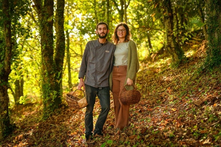 Víctor Basante y Luisa García, propietarios de Arrueiro (Laxe, A Coruña).