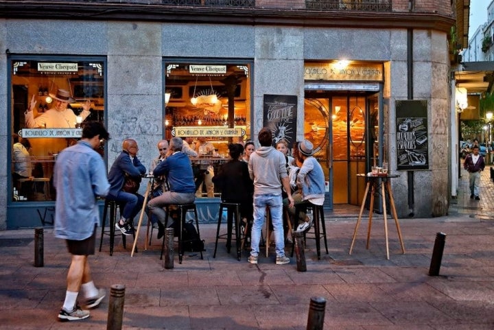 Una terraza agradable para acompañar.