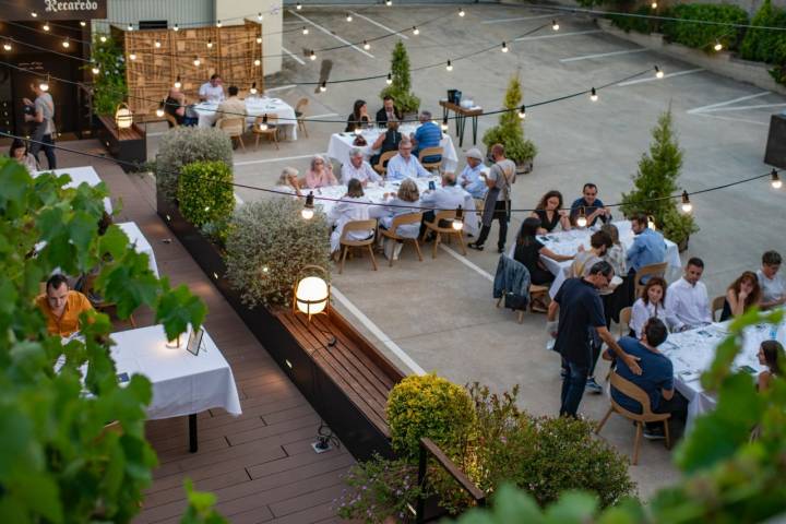 CENAS DE RECAREDO
Restaurante Granja Elena de Barcelna, sirve una cena en las Bodegas 
Junio 2020