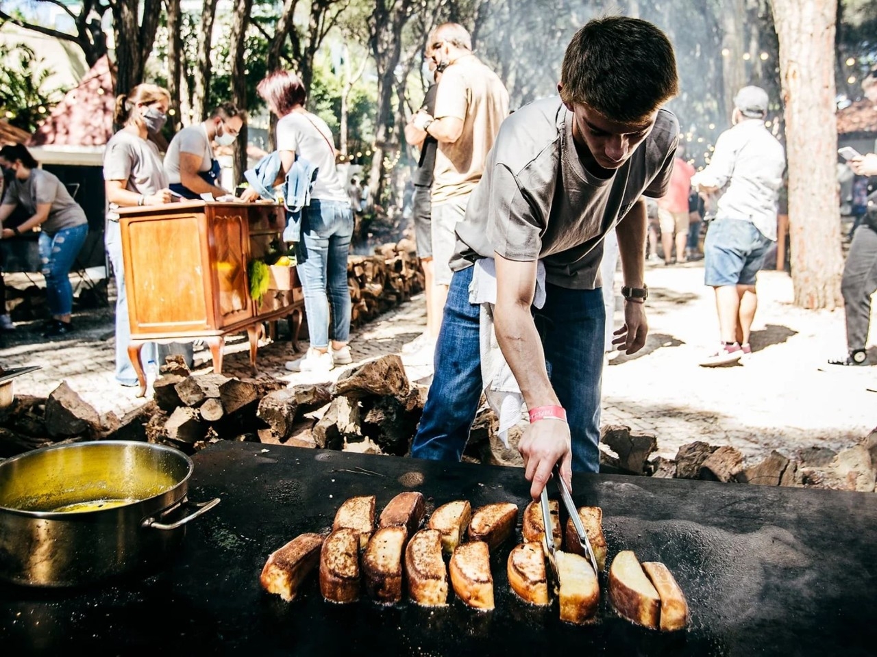 Fuego, humo y leña a ritmo de música en 'Chefs on Fire'