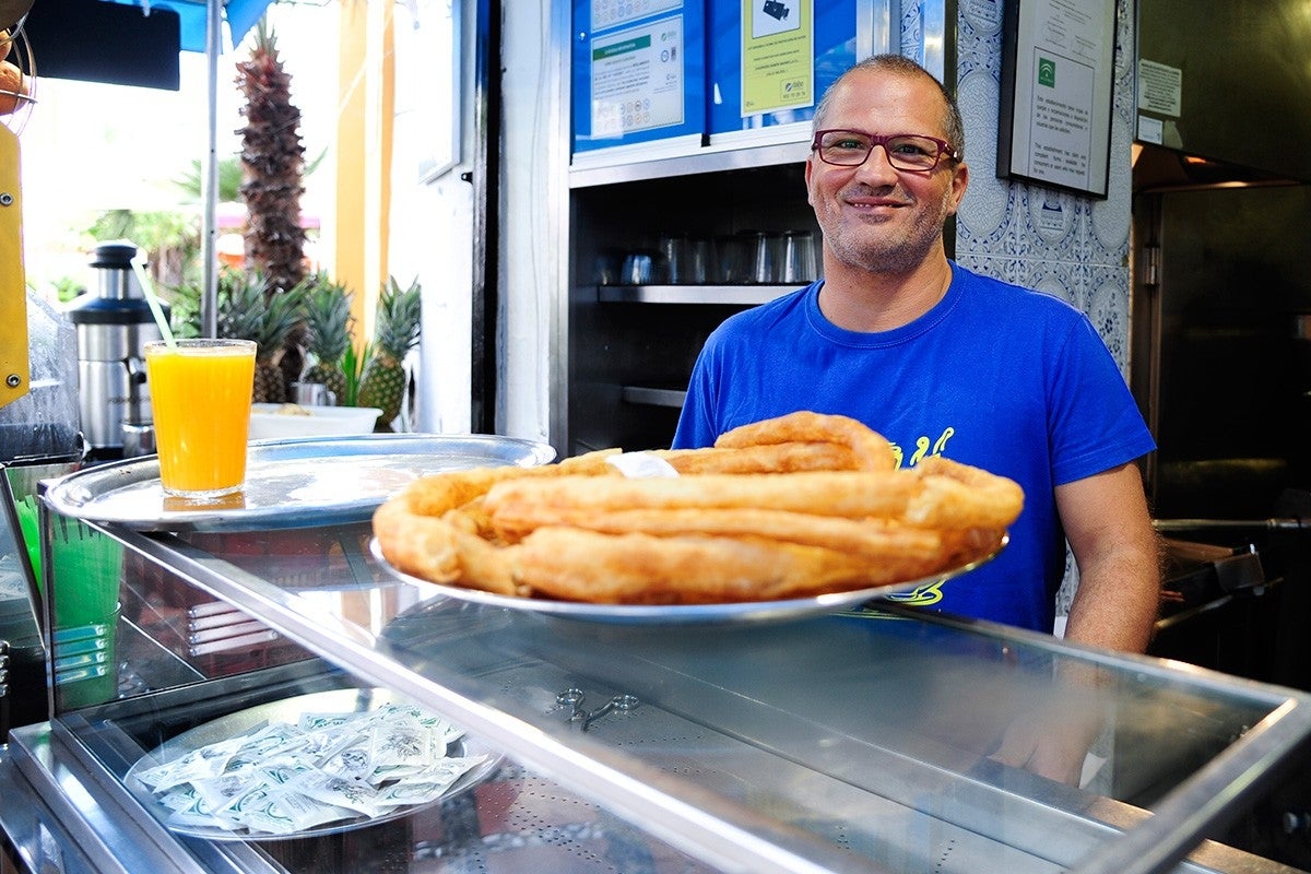 Casi 80 años haciendo churros