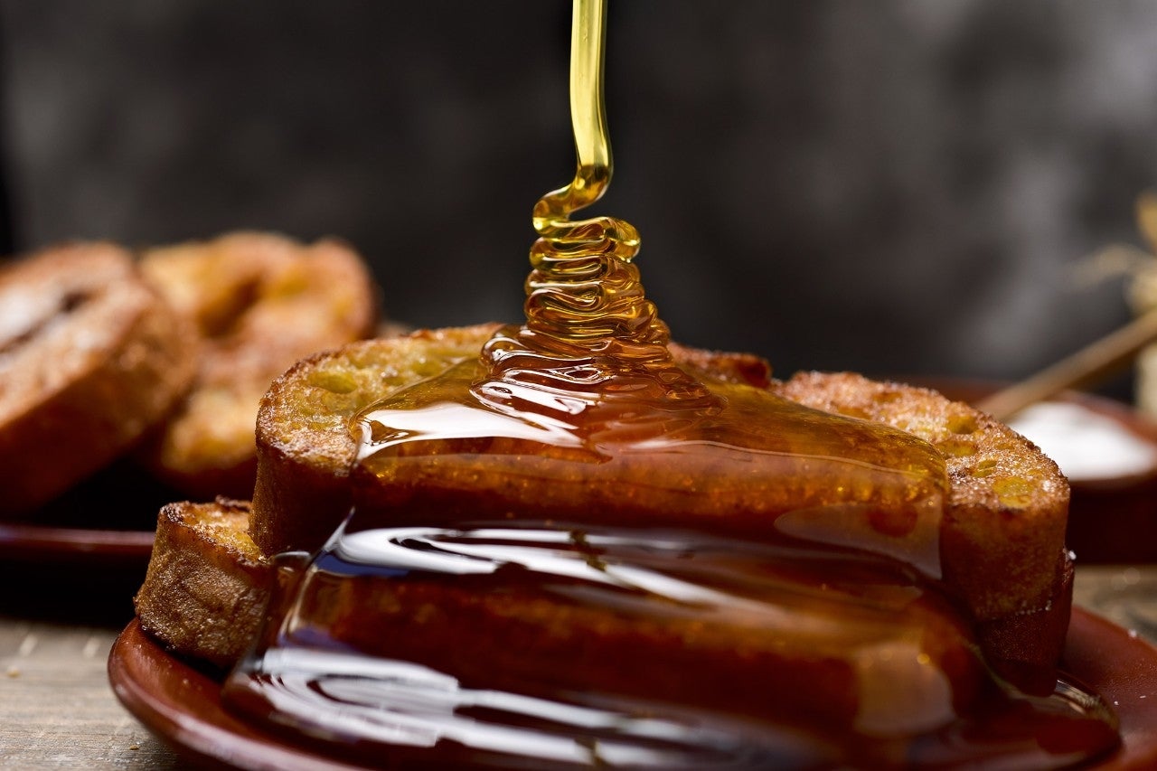 Esta Semana Santa no te quedes sin torrijas. Pídelas a domicilio. Foto: Shutterstock.