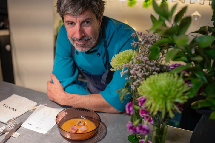 Marmitako de El Molino en la comida homenaje a Rosa Tovar.