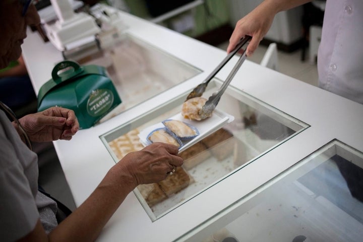 La buena atención al cliente en esta pastelería es prioritaria.