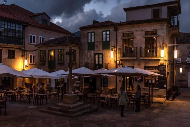 Sitios para comer en el Camino Portugués de la Costa: Loaira (Praza da Leña en Pontevedra)