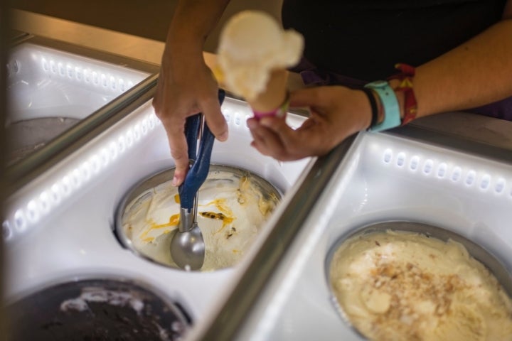 Helados en la heladería Olivier de Sitges